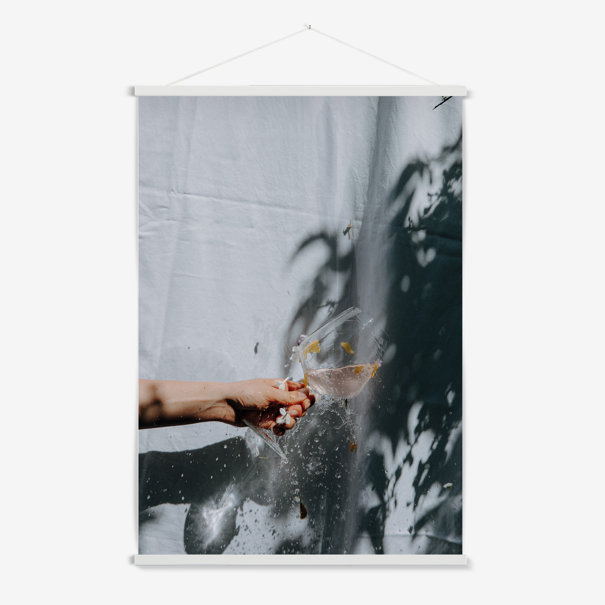 Hanger White