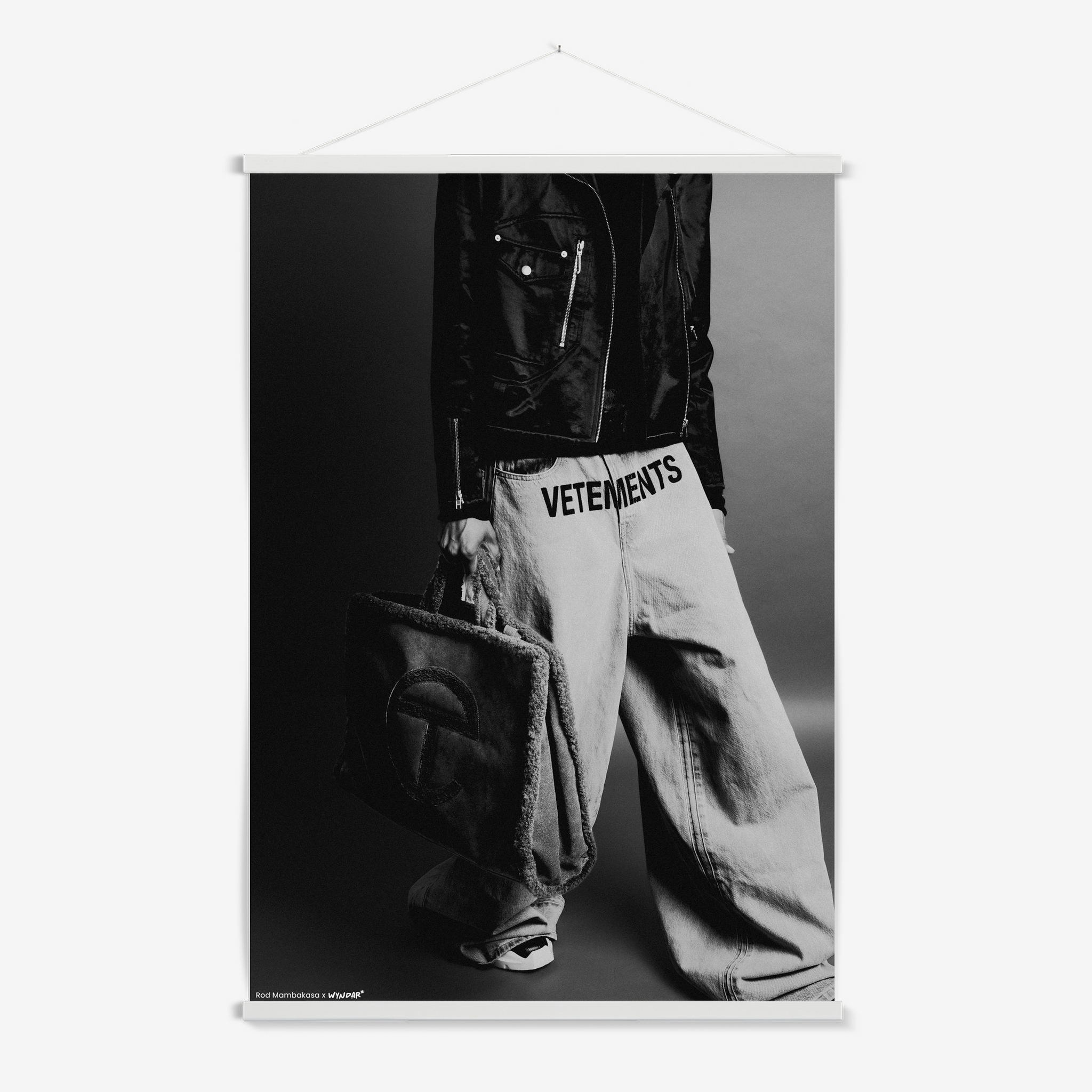 Hanger White